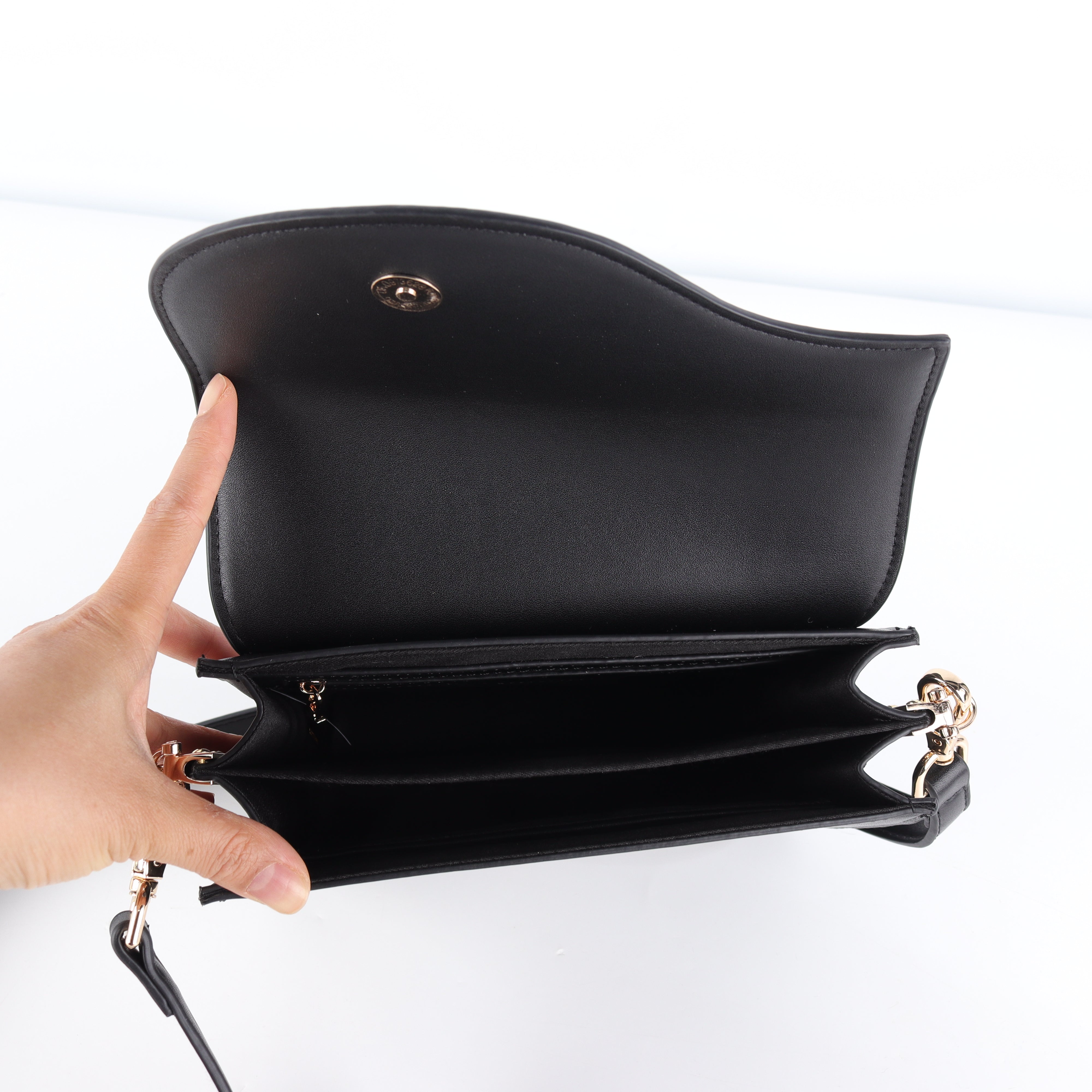 Yve 'Just Breathe' Black Wave Bag