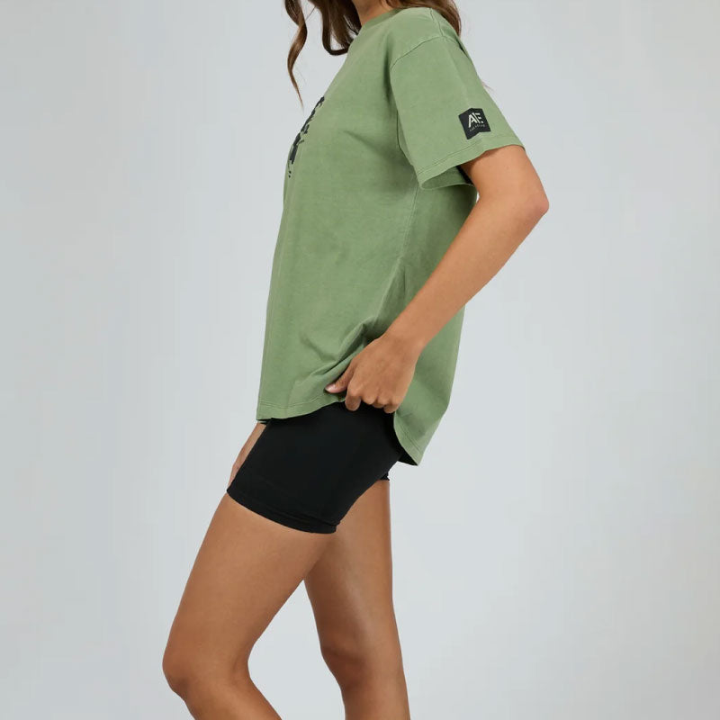 Athletica Oversized Tee